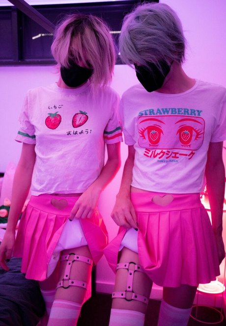 FemboyPup ポルノスター エロティック 画像