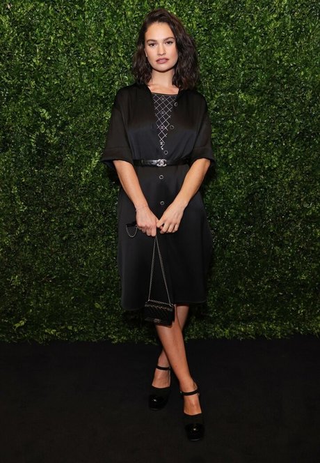 曲線美のクーガーOnlyFans 無料xxx 写真