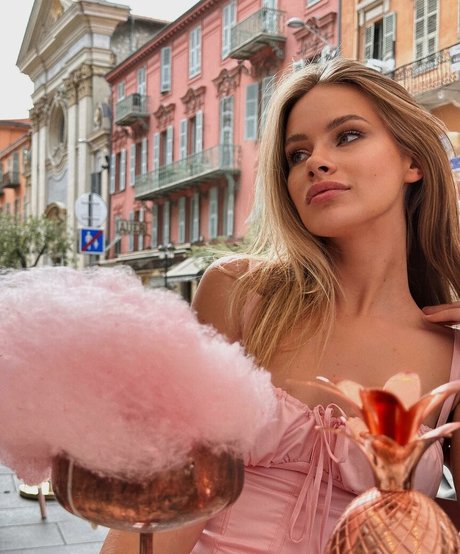 巨乳義母OnlyFans ポルノグラフィック ギャラリー