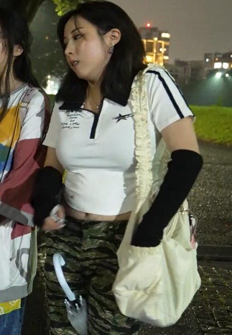 アナルファックOnlyFans アートヌード ギャラリー