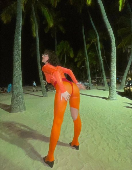 Anuhea Nihipali セクシーなスター 写真