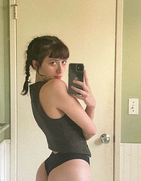 Anuhea Nihipali ヌード女優 画像