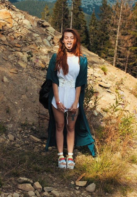 Umbird アートモデル 写真