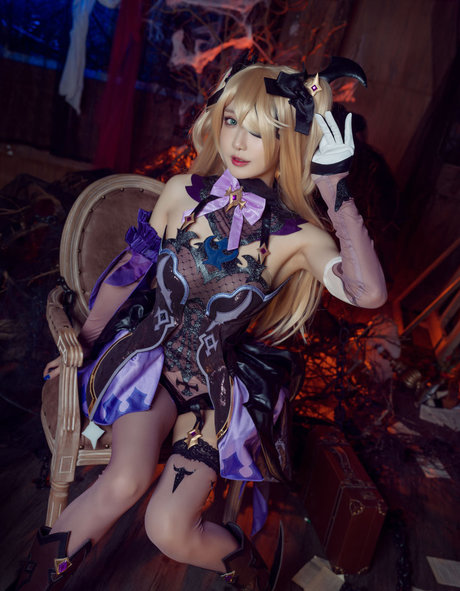 Abaoyeshitunia トップ女優 写真