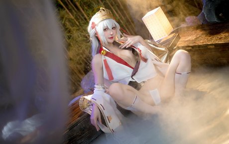 Abaoyeshitunia ヌードスター 写真