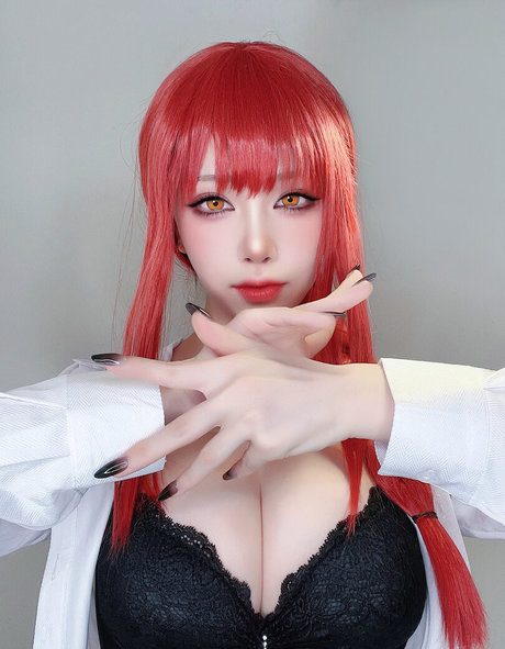 巨乳ティーンオンリーファンズ 無料 画像