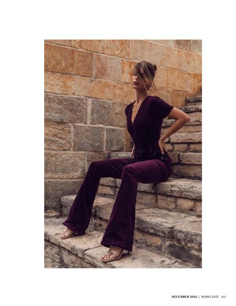 巨大なペニスオンリーファンズ セックス 写真