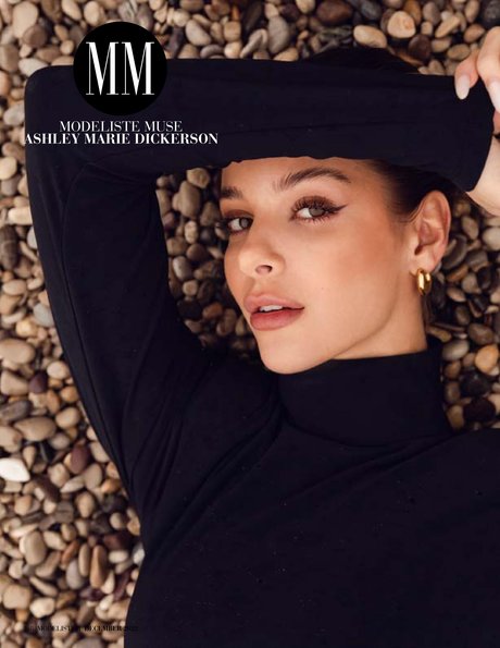 ルビーオンリーファン ポルノ 写真