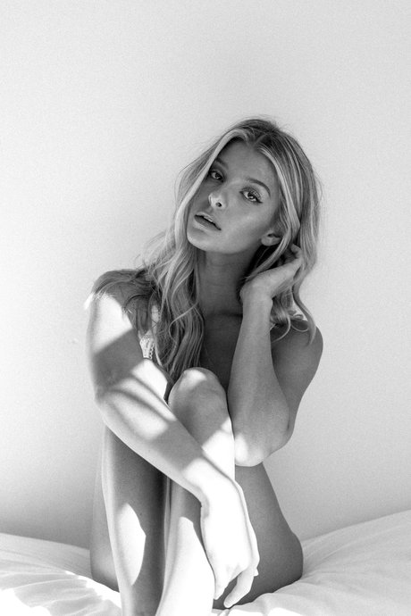 ぽっちゃり黒人OnlyFans 裸 写真