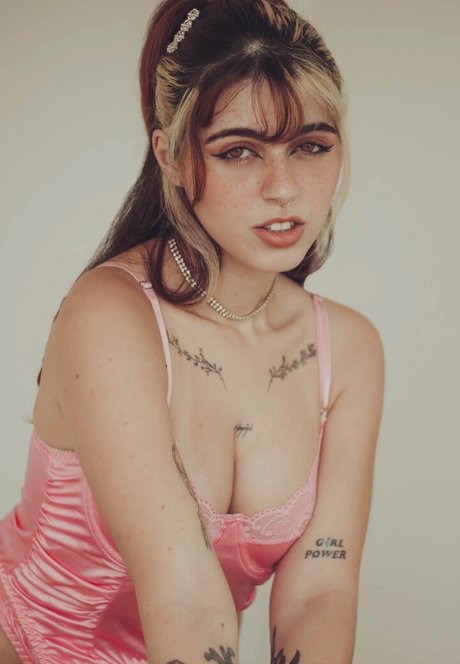 ブロンドビキニOnlyFans セックス ギャラリー