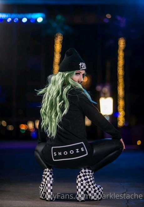 sparklestache 完璧なモデル 画像