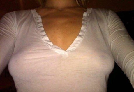 Yvonne Strahovski ポルノスター パーフェクト 写真