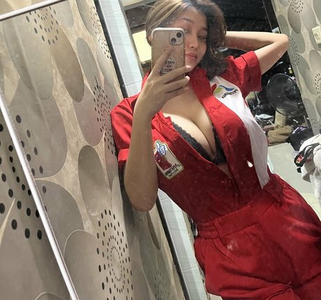 アジアン・エボニー・オンリーファンズ xxx 写真