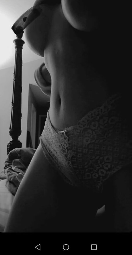 Michelle Miele ポルノ女優 写真