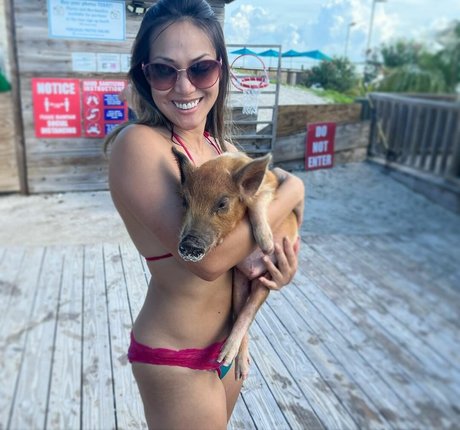 Team Amasian トップポルノスター 写真