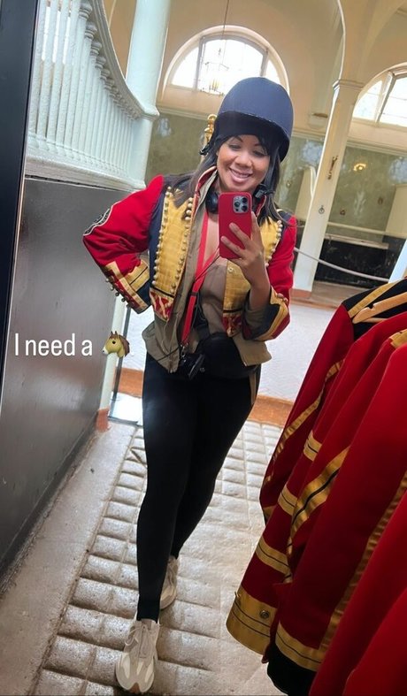 Team Amasian 美しいモデル 写真