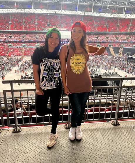 Team Amasian アートスター 写真