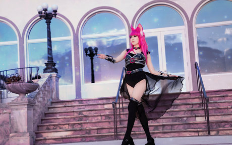 freeeroticneko ポルノモデル 写真