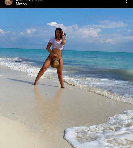 Karine Pontes 素敵なスター 写真