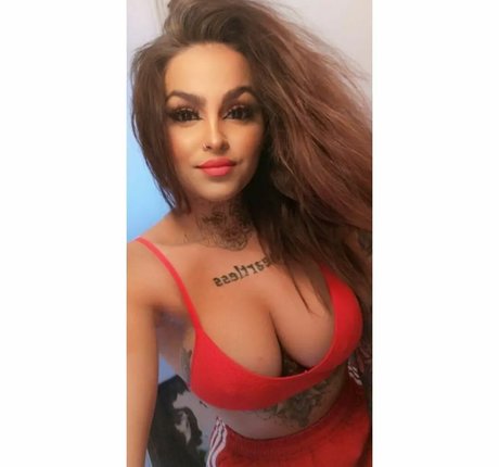 Dzsenifer Vajai 最高のモデル 写真