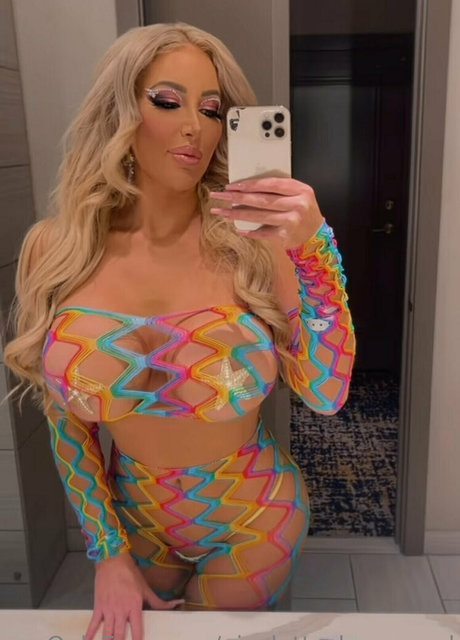 nicolettesheasquad アートモデル 画像