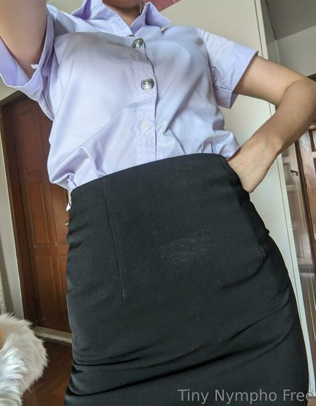 tiny nympho free ポルノスター アダルト 画像