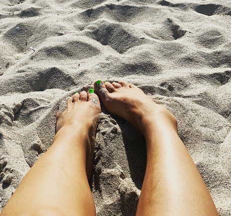 大きなお尻と巨乳のオンリーファンズ セクシーxxx 画像