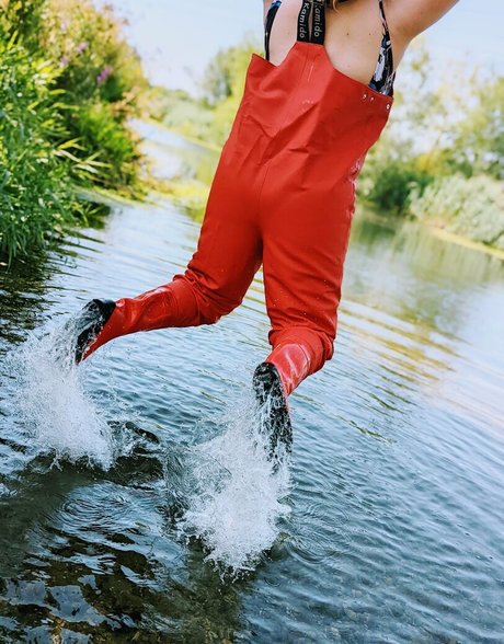 ママの足OnlyFans えろ アーカイブ