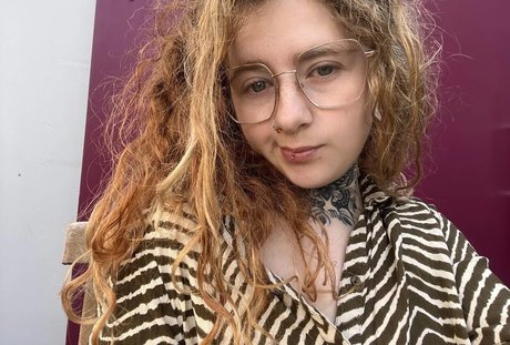 ワークアウト オンリーファンズ ホットセックス 写真