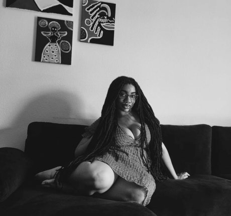 ヘンタイオンリーファンズ ホットセクシー 画像