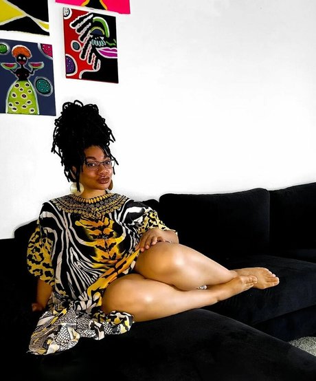 ゲイランジェリーOnlyFans 美しい 写真