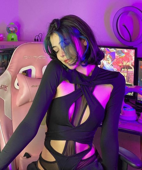 Say cat ポルノモデル 写真