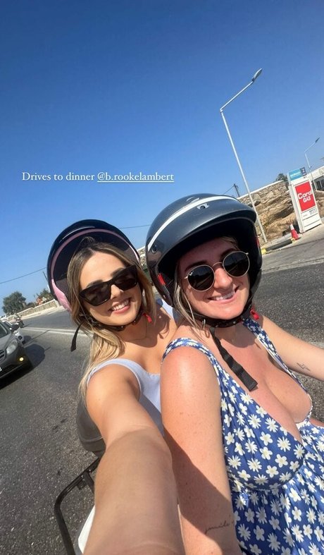 B Rookrlambert エロティックなポルノスター 写真