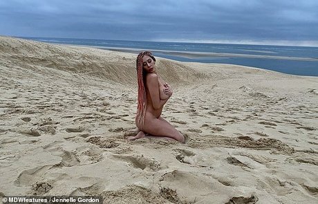 アジアの若者OnlyFans セクシー 画像