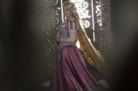 お金 オンリーファンズ セクシーヌード 写真