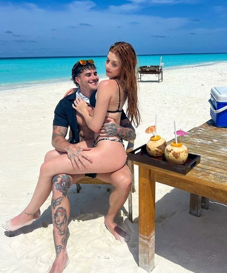 Flavia Charallo ヌード女優 ギャラリー