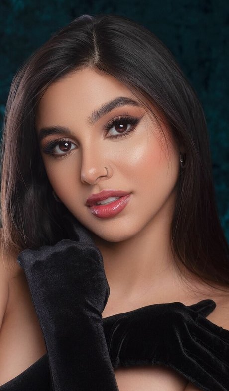 Valeria Carruyo 美しいスター 画像