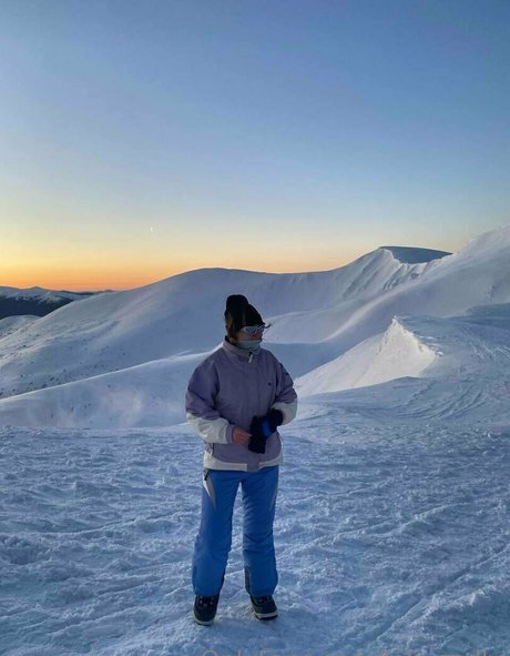 lola redly セックスモデル 画像