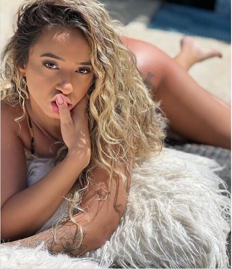 Shakibeach セックスモデル 写真