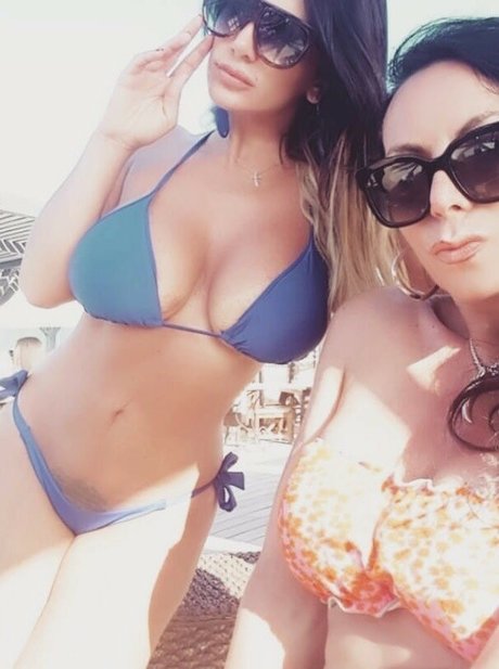 赤毛のソロOnlyFans アートポルノ 画像