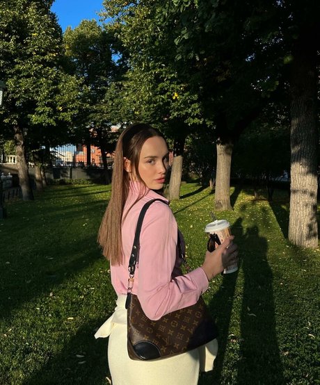 Diana Shurygina 可愛いモデル 写真