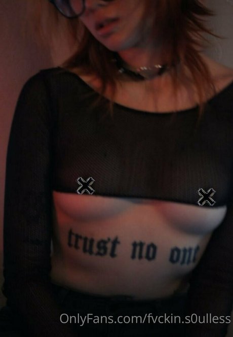 足コキオンリーファンズ ホットヌード 写真