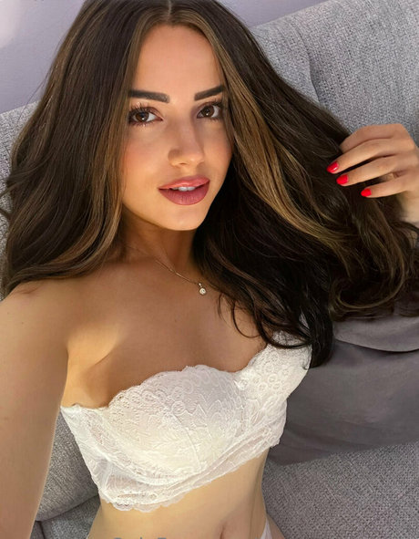 黒人ママオンリーファンズ ポルノ 写真