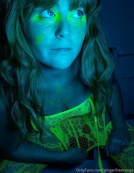 evieliekki ヌードのポルノスター 写真