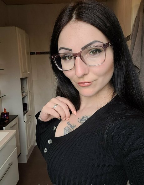 cheeky charlotte ポルノスター xxx 画像