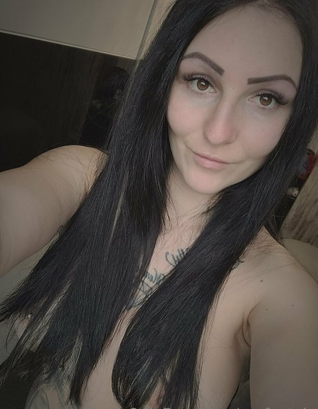 cheeky charlotte かわいいポルノスター アーカイブ