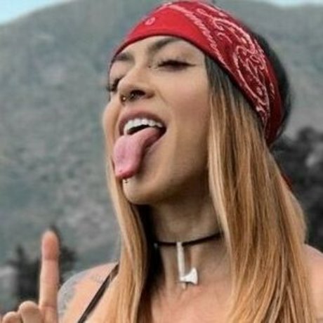 Juliana Nossa ホットモデル 写真