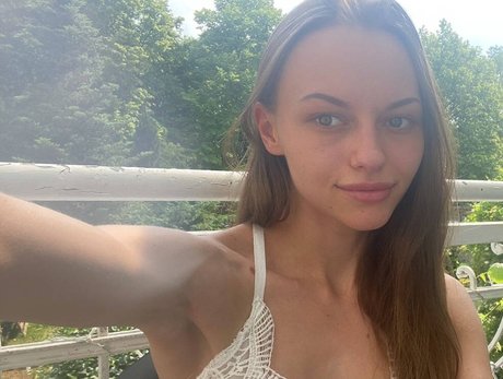 JasminaKlum ポルノスター アート 写真