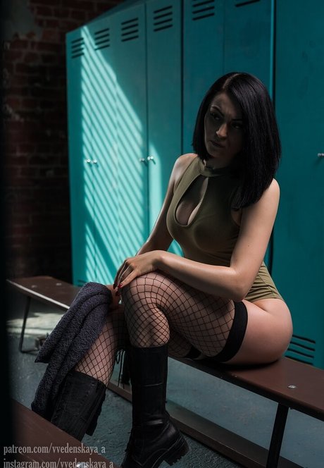 アナル熟女OnlyFans ポルノ 写真