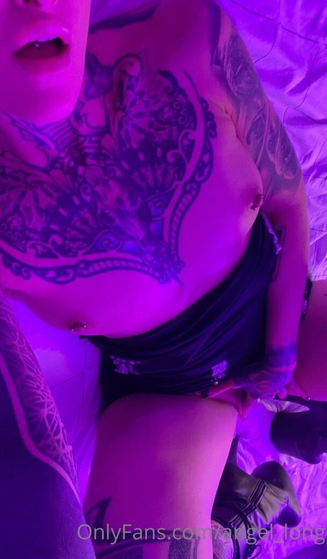 レズビアンファックOnlyFans 無料 写真